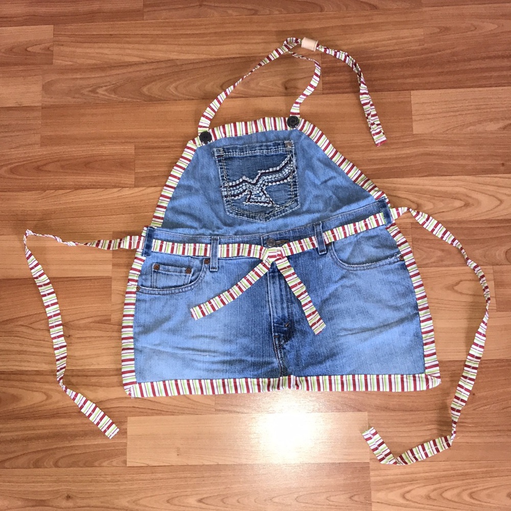 Girl’s Denim Apron